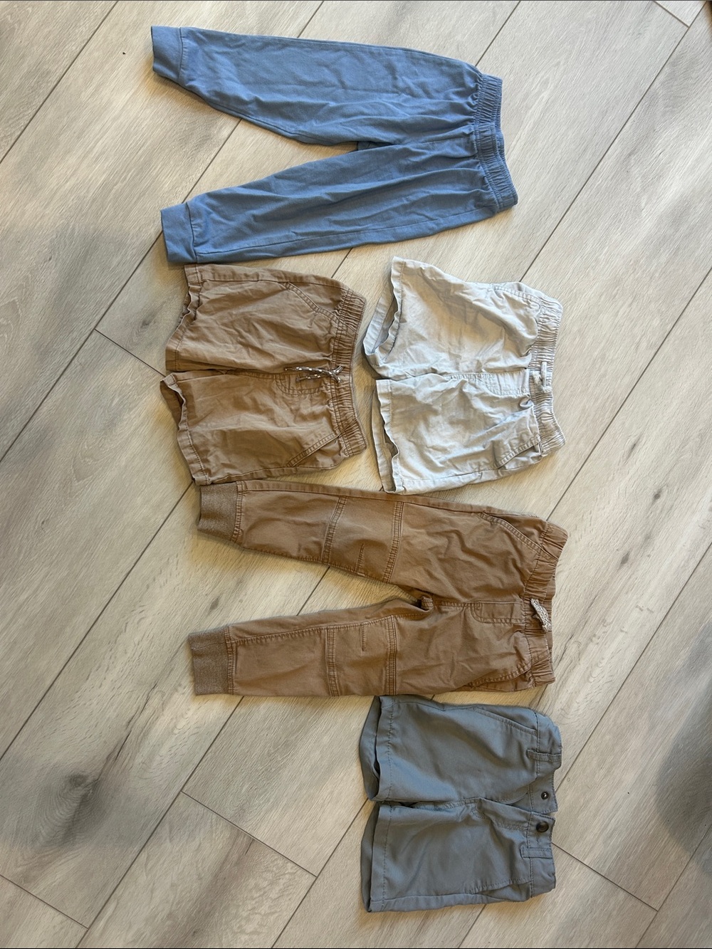 Cat & Jack Boys 3T Pants & Shorts Bundle Lot of 5 Neutral Blue Khaki
